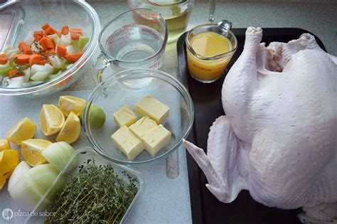Todo lo que tienes que hacer es seguir mis instrucciones. Pavo al horno (cómo hornear un pavo de manera sencilla)