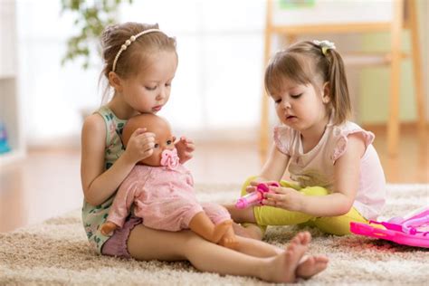 Czy Lalki Wciąż Są Zabawkami Którymi Chętnie Bawią Się Dzieci Ośrodek Wiedzy