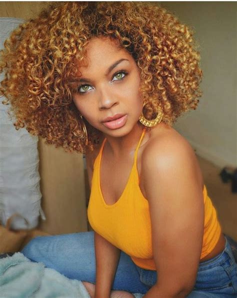 Pin By Catalina Zea On Lovely Curls Dyed Hair Inspiration Natural Hair Styles Queen Hair