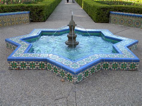 Tiles For Swimming Pools And Fountains Spanish Fountain Fountains
