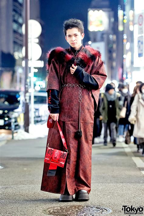 Japanese Street Style Mixing Traditional Fashion And Modern Streetwear W