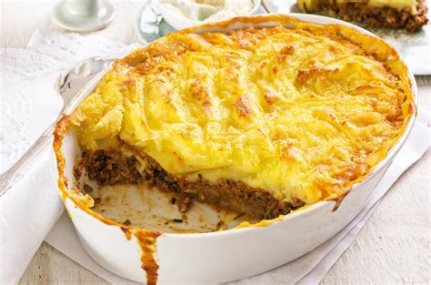 Today, shepherd's pie is a great way of using up leftover cooked meat, but it is generally recommended to use fresh meat for a better flavor and texture of the pie. Shepherds Pie Recipe | Stay at Home Mum