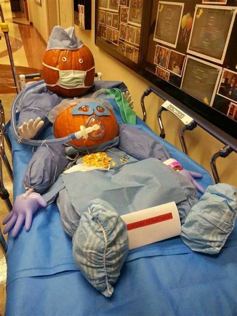 Halloween Pumpkin Carving Scenes At The Hospital Updated Gomerblog