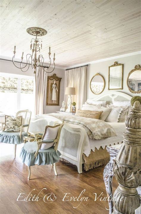 30 Cool French Country Master Bedroom Design Ideas With Farmhouse Style