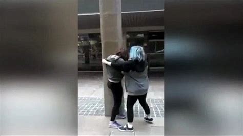 Teen Girl Caught On Camera Punching Another Girl In Face At Geelongs Mall Daily Mail Online