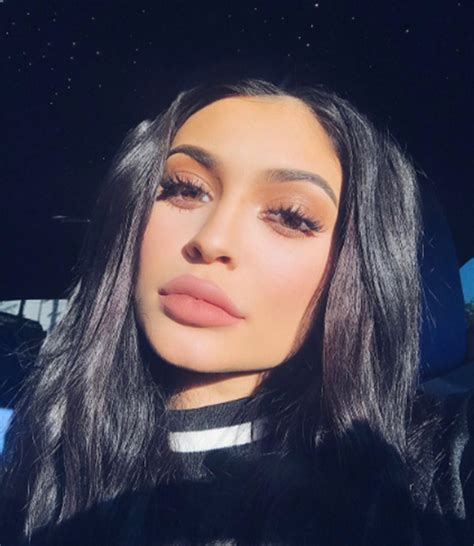 Kylie Jenners Lash Extensions — Should You Get Them What Are Lashes