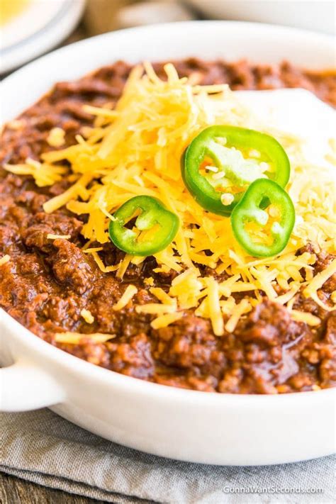 Well, look no further than this recipe for perfect texas chili.every true southerner knows that real chili bearing the name of texas must live up to the hype and its namesake, which means excluding beans and large chunks of tomato from the ingredient list. Texas Chili Recipe - Beefy, Thick, Spicy and Smokey ...