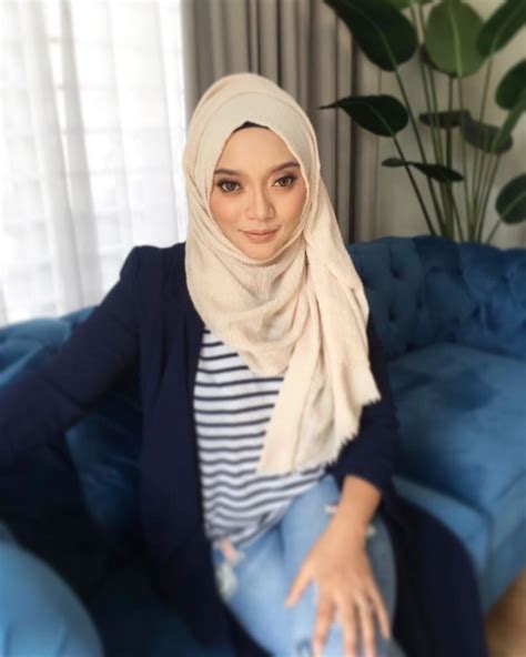Betapa berat kita melihat kesusahan orang lain , berat lagi orang yang menanggungnya. Bapa Borek Anak Rintik; Diana Rafar Kongsi Sikap Anak ...