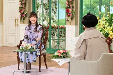 The site owner hides the web page description. 岩崎宏美、離婚で"どん底"にいた25年前。子供達と離れ…寂し ...
