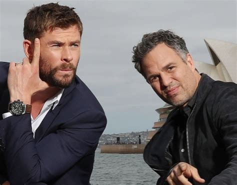 ¿a Quién Le Queda Mejor Chris Hemsworth Y Mark Ruffalo Están