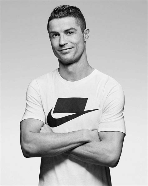 Moreover, in the last year, the portuguese footballer worth around £ 87.8 million that is mainly due to his endorsements and sports earnings. Cristiano Ronaldo Bio, Wiki, Age, Height, Net Worth, Family