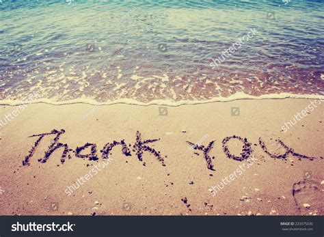 Thank You Words Written On Sand库存照片220375030 Shutterstock