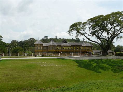 Virtual heritage of istana kenangan, kuala kangsar. Istana Kenangan in Kuala Kangsar | Ein ehemaliges Anwesen ...