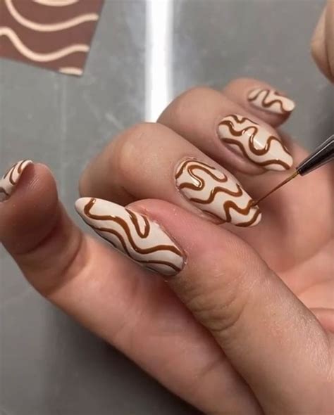 Beige Nails With Brown Squiggly Designs Minimal Nails Minimalist