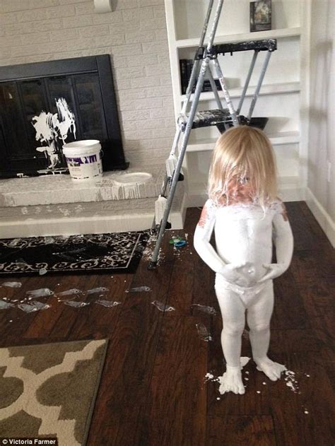 Victoria Farmers Daughter Anistyn Covers Herself In Paint And Walks