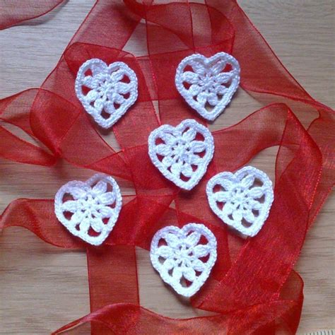 Set Of 6 White Crochet Hearts Applique Hearts Valentines Day Etsy