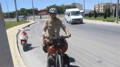 Bisikletle dünya turuna çıkan Fransız Konyada mola verdi Sivas