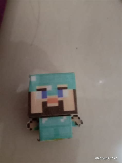 Pixel Papercraft Mini Steve