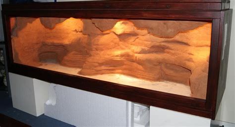 The enclosure is 4' wide and 2' deep 2' tall. Walkthrough of a bearded dragon enclosure build. This is actually a complete enclosure built ...