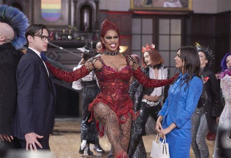 Updated Rocky Horror Picture Show Bumpily Time Warps To La Times