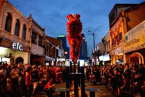 Here below are some of the most popular ones and they are widely told during the festival days. MALAYSIA-KUALA LUMPUR-MID AUTUMN FESTIVAL-CELEBRATION