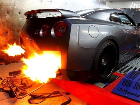 Fire Exhaust Car Nissan Gt R Wallpapers And Images Wallpapers