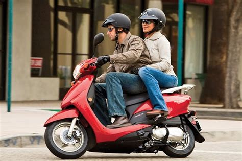 You can easily compare and choose from the 10 best scooter mopeds for you. 9 Best Scooter Helmets (Must Read Reviews) For August 2019
