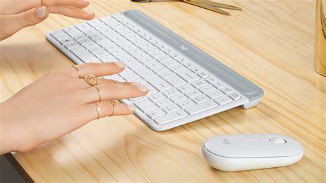Buy Logitech Mk470 White Slim Wireless Keyboardmouse Bs604 920