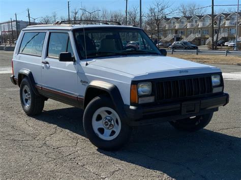 Customize, repair or modify your jeep cherokee online with us and save money while customizing your jeep just the way you want it! rare 1995 Jeep Cherokee Sport 2 DOOR offroad for sale