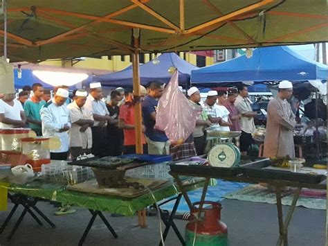 Jadual waktu berbuka puasa kelantan dan imsak 2021 1442h. (VIDEO) Pasar Malam Kuala Krai : Solat Maghrib Jemaah ...