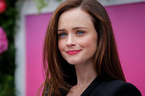 Alexis Bledel Net Worth Age And Bio Infomatives