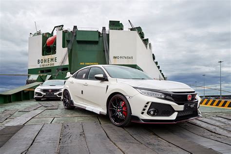 A Boat Load Of New Honda Civic Type Rs Arrive In Australia Techau