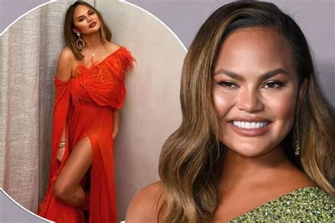 Chrissy Teigen Returns To Twitter As Quitting Felt Like Losing 2 000 Friends At Once Irish