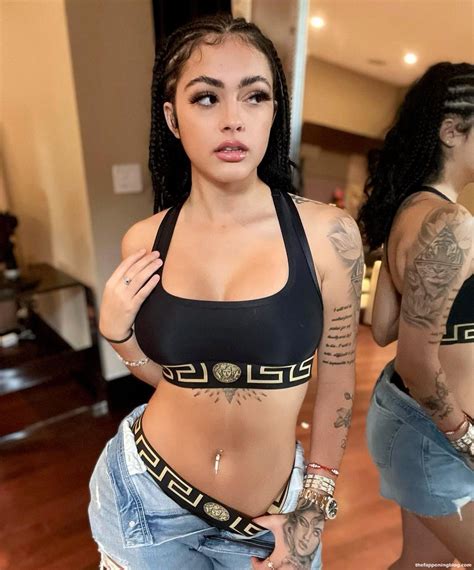 Malu Trevejo Hace Alarde De Su Sexy Cuerpo Fotos Video