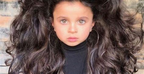 Super chic braided easy hairstyles. 5-годишно момиче с изумителна коса » Modernitta