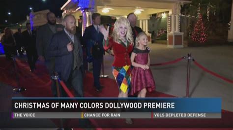 Dolly Parton Jennifer Nettles Walk Red Carpet
