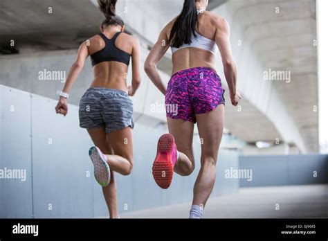 Women Running Hi Res Stock Photography And Images Alamy