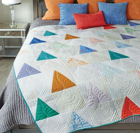 Triangles In Modern Quilts The Quilting Company Triangle Quilt