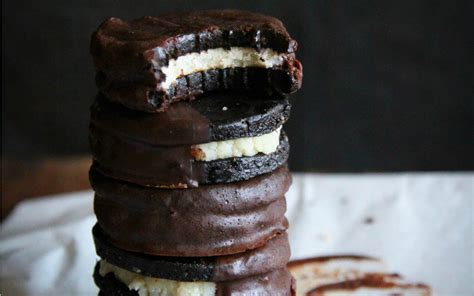 Shop vegan ice cream, donuts, cakes, cookies & more for delivery. Vegan Store Bought Desserts - The Complete List of Store ...