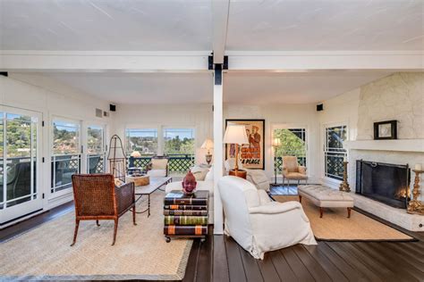 Brooke Shields Sells Pacific Palisades Home For 74 Million Top Ten