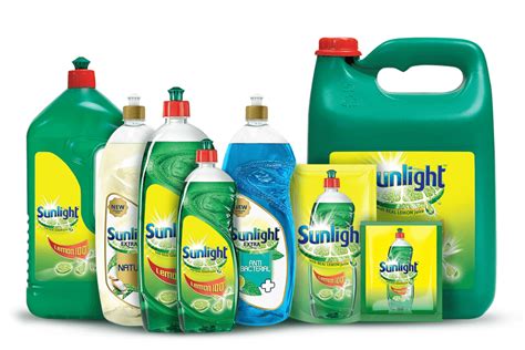 Liquid soap was first patented in the 1860's but didn't become a mass market item until around the 1970's. Lemon 100 Dishwashing Liquid | Sunlight