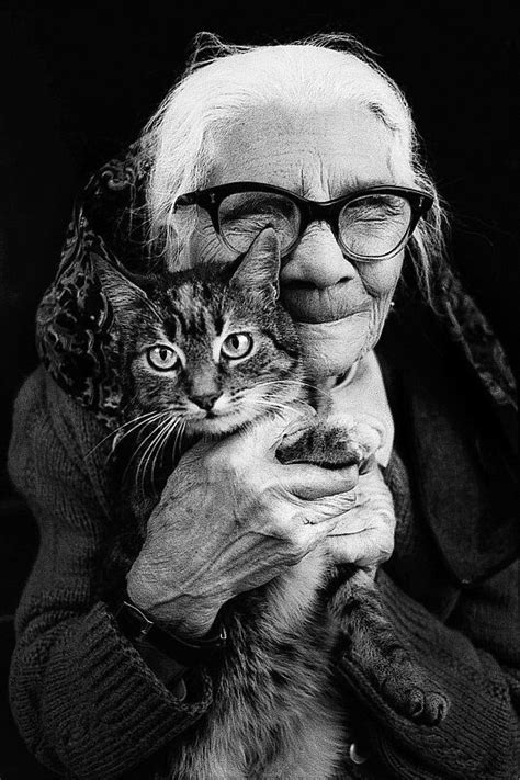 I Love Black And White Photos A Sweet Elderly Woman And A Cat