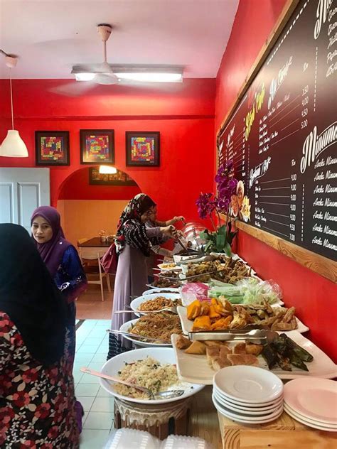 Manik roh dapat bereinkarnasi pada manusia untuk membantu raja zhou membangun dinasti baru, manik setan akan menciptakan setan dan membahayakan manusia. Kantin 'Mewah' Sekolah Ini Tarik Perhatian Ramai Orang ...