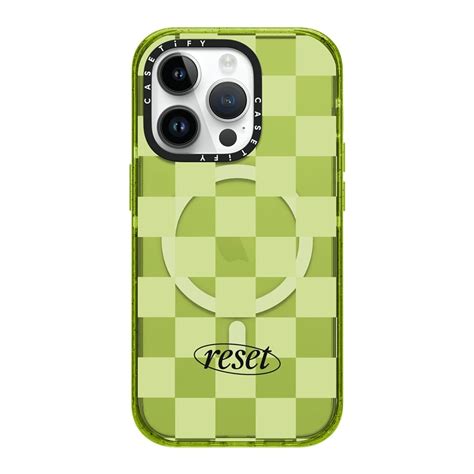 Best Iphone 14 Cases 2022 Kate Spade Casetify And Otterbox Stylecaster