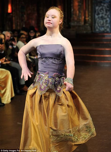 Down Syndrome Model Madeline Stuart Returns To New York Fashion Week Daily Mail Online