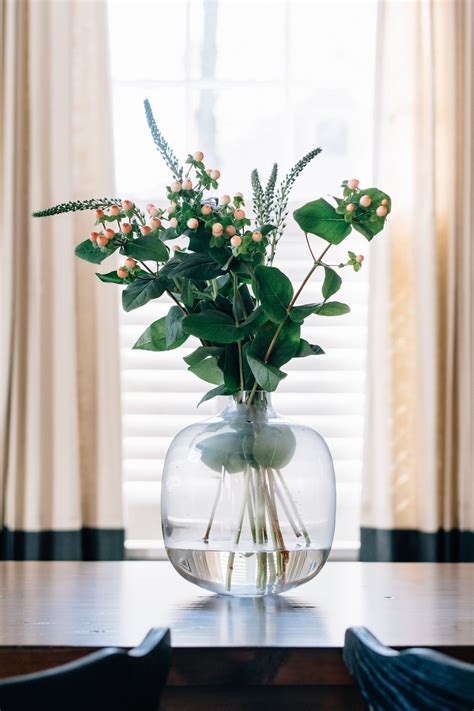 Simple Modern Dining Table Centerpiece Oversized Clear Glass Vase