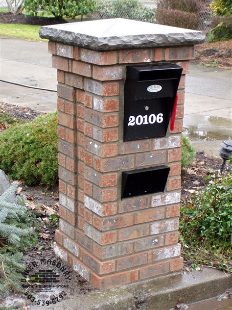 Pin By L D On Mailboxes And Entry Postscolumns Brick Mailbox Stone