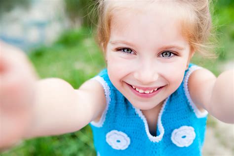 Positive Effects Of The Smile Of A Child On Their Lives