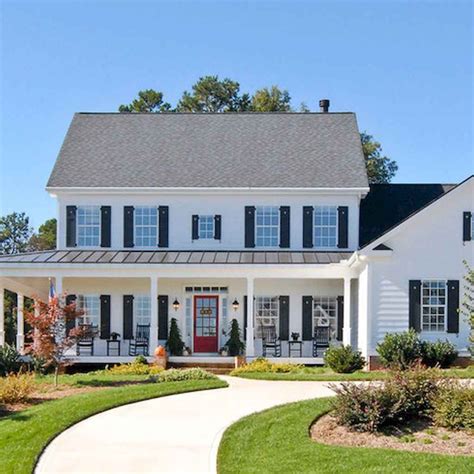 90 Modern American Farmhouse Exterior Landscaping Design 83 With