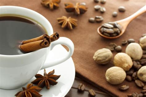 Many coffee alternatives include chicory. how to make non acidic coffee | AltHealthWorks.com
